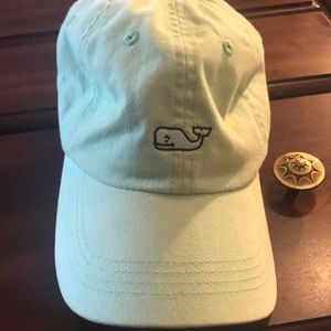 Vineyard vines hat